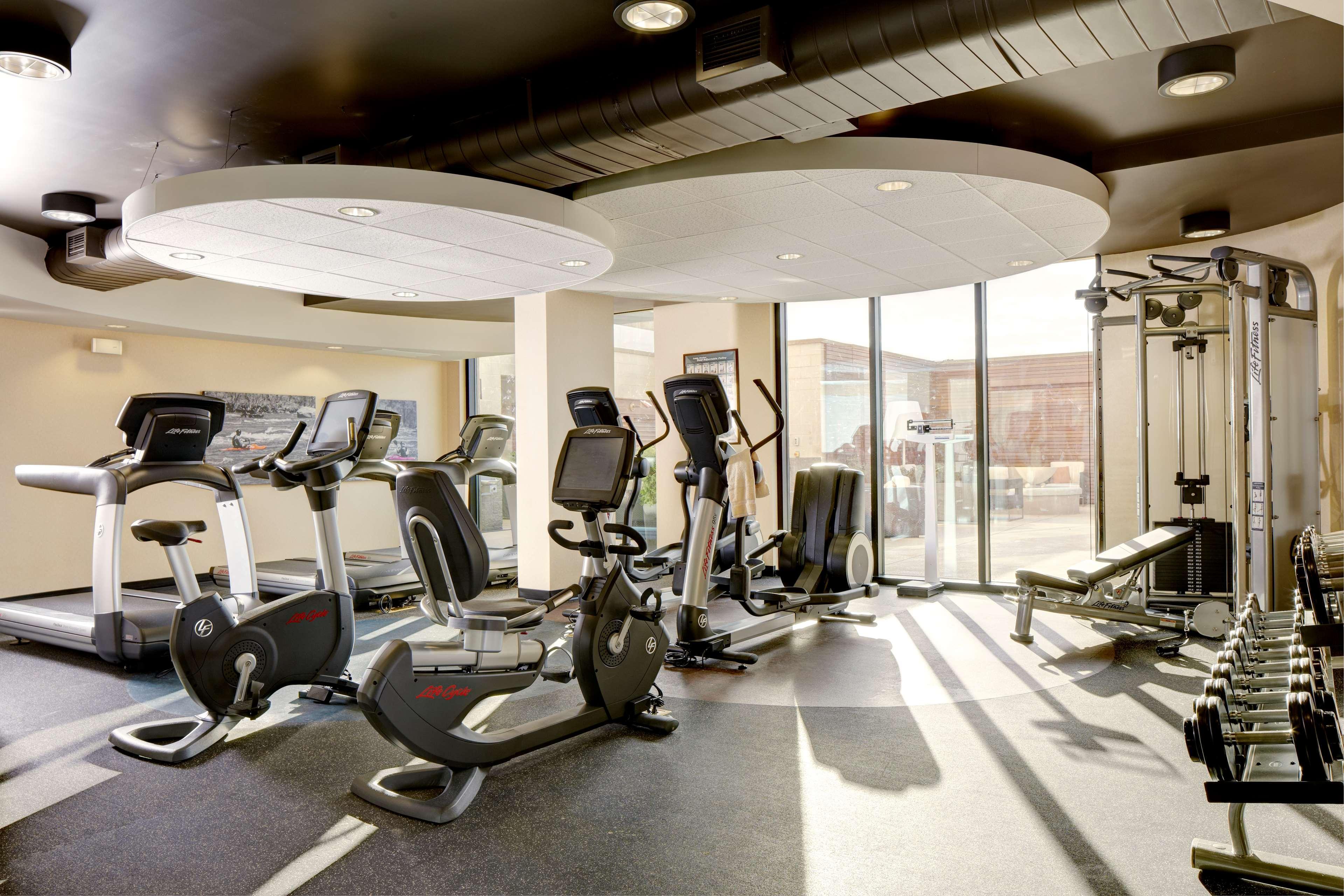 Archer Hotel Falls Church Fairfax Bagian luar foto